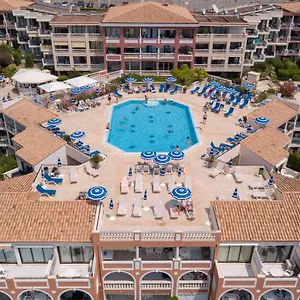 Résidence Pierre&vacances L'ange Gardien Apartahotel